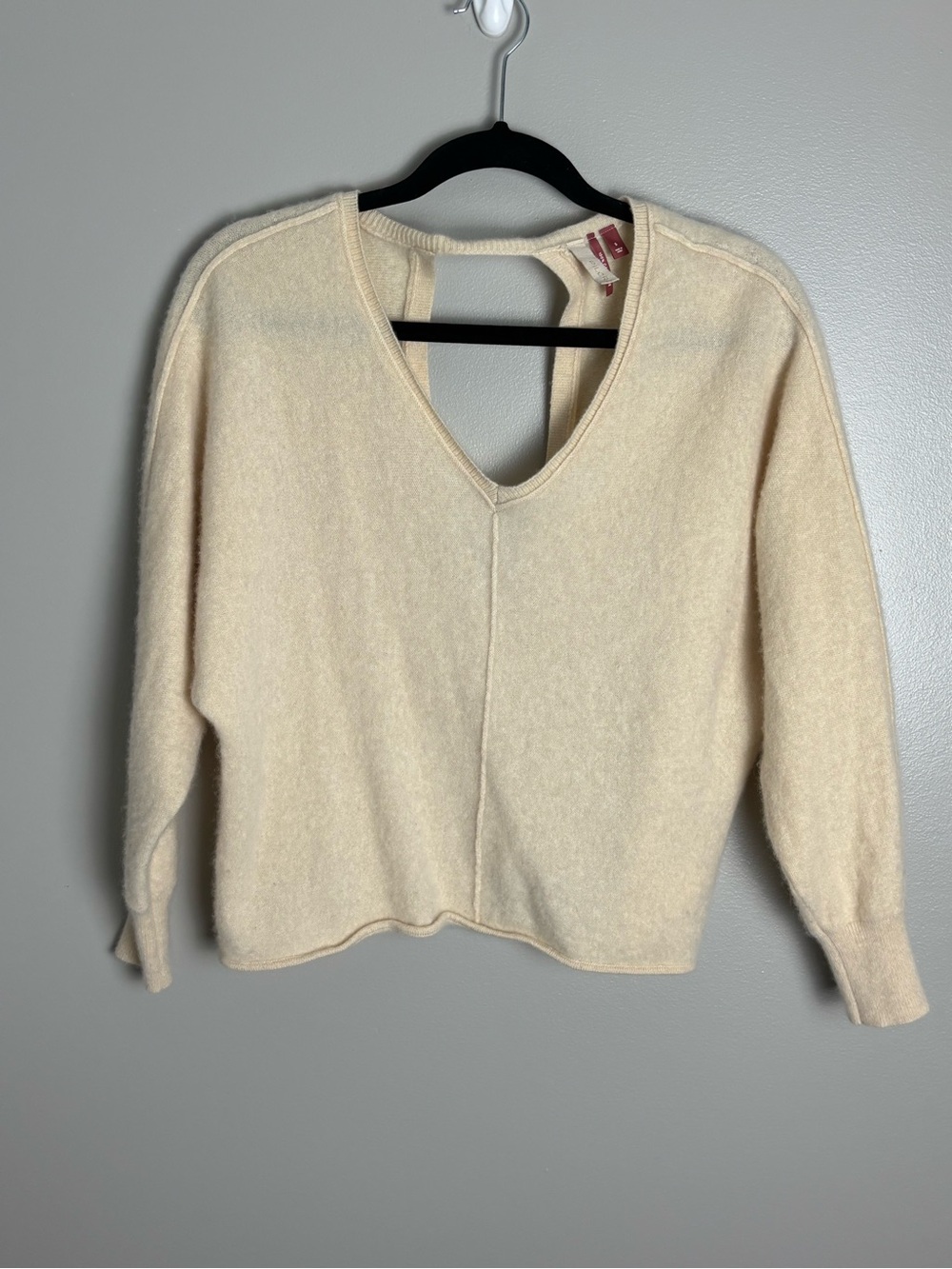 Pilcro Anthropologie Cream 100% Cashmere V-Neck Sweater with Open Back Small